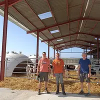« Je distribue des graines de soja et de pois toastées au robot »