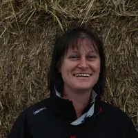 Monique Provost, éleveuse en Loire-Atlantique « Depuis cinq ans, je nourris mes veaux au lait entier jusqu’au sevrage une seule fois par jour, du lund