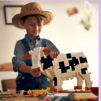 Vache en lego bâtie de toutes pièces