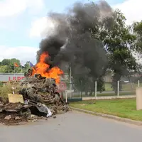 Manifestation de producteurs laitiers de la FDSEA devant le site Lactalis de Sainte-Cécile dans la Manche pour dénoncer un prix du lait trop bas. Usin