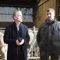 Thierry Roquefeuil, président de la FNPL en visite dans le Pas-de-Calais pour recenser les impacts des événements climatiques pour les éleveurs laitie