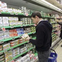 Rayon des produits laitiers d'un supermarché