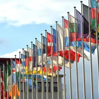 Drapeaux des Etats membres devant le parlement européen à Strasbourg. Drapeau. Europe.