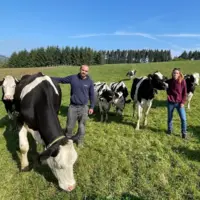 « S’installer en lait, l’idée nous plaisait mais à deux conditions. Nous voulions à la fois bien en vivre et vivre bien », racontent Lénaïc et Camille