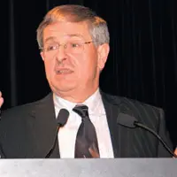 "Gérard Budin, président de la FNCL. Il faut mettre en oeuvre les changements et les alliances pour d'adapter à la nouvelle donne."