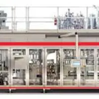 Elopack arrive sur le marché de l’aseptique avec 
le Pure-Pak Advanced E-PS120A doté de
 beaucoup d’intelligence