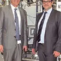 Stéphane Dos Santos (à droite),
le pésident et Franck Sobolewski,
le directeur.