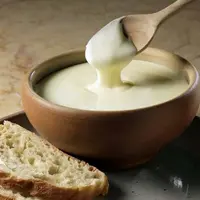En volumes, les principaux utilisateurs des ingrédients laitiers restent la chocolaterie, les laits infantiles, la fromagerie (fromages frais, fromage