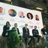 De gauche à droite :Anthony Bugeat, fondateur d’Axioma ; Jérémie Cognard, cofondateur d’Agriloops ; Hugues de Franclieu, directeur de projets, chargé