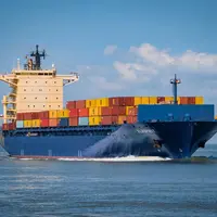Le port de Shanghai se désengorge, après deux ans de crise sanitaire.