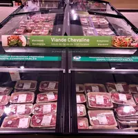 L'hypermarché Auchan de Cambrai (Nord) a participé au projet pilote et a proposé de la viande chevaline française en libre-service.