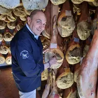 Charcutier et salaisonnier, Pierre Sajous, membre du consortium du Porc Noir
