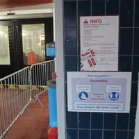 Des règles sanitaires ont été mises en place dans le marché de gros. © Bruno Carlhian