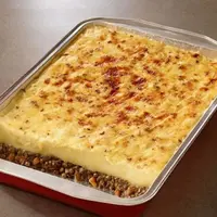 En prenant en compte le coût du temps, cuisiner à la maison à partir d’ingrédients bruts revient plus cher qu’acheter des plats industriels. © DR