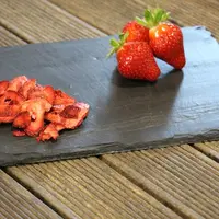 Un prototype de Dry4good déshydrate des fruits et légumes dans une ferme du Val d'Oise. © Dry4good