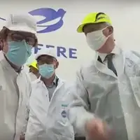 En septembre 2020, Lesaffre avait présenté son projet industriel de Denain à Bruno Le Maire (casque jaune). © Lesaffre sur Youtube