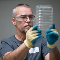 Des barquettes contenant une forte proportion de plastique végétal pourront désormais se composter dans des conditions domestiques. © Carbiolice