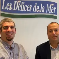 De gauche à droite : Loïc Marrec, directeur d’usine, et Antoine Tincq, directeur commercial, des Délices de la mer. © Délices de la mer