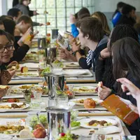 Le taux de marge de la restauration collective concédée est passé de 13% à 7% entre 2010 et 2018. © Xavier Remongin / ...