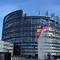 500 repas préparés par Eurest seront donnés par le Parlement européen avec la Croix Rouge.