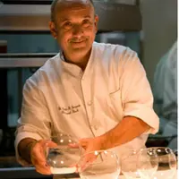 Chef doublement étoilé Bernard Bach est partenaire de Compass Group depuis 2013.
