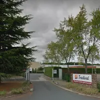 34 cas de Covid-19 qui ont été détectés ce week-end dans l’abattoir de Tradival (groupe Sicarev) de Fleury-lès-Aubrais dans le Loiret. © Google Street