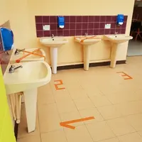 Les convives doivent pouvoir se laver les mains à l’entrée du restaurant. © Y.B.