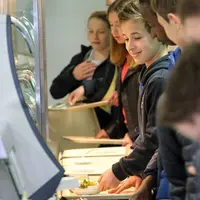 41% des collèges et 48% des lycées analysés (493 lycées et 415 collèges) n’ont pas mis en place l’expérimentation, selon Greepeace. © Pascal Xicluna /