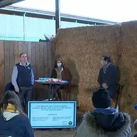 Le groupe Bel et l'APBO ont présenté leur nouvel accord sur la Ferme du Bois Oran le 2 décembre. © Capture d'écran - YouTube