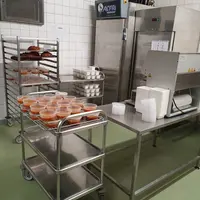 Sous l’effet des confinements, le restaurant municipal de Varennes-sur-Allier a livré un quart de repas à domicile en plus.  © Frédéric Pigot/APAP