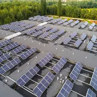 Installation-de-panneaux-solaire-sur-les-toitures-de-bAtiments-industriels-2