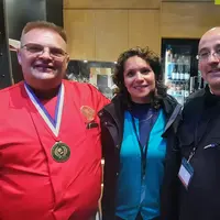 portrait de Marc Hoffner, Claudia Rosales et Stéphane Manchon de l’équipe VdGP dans les locaux de Dispere à Rungis.