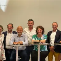 Franck Leroy, président du Grand Est, entouré des présidents des associations régionales de l'agroalimentaire.