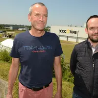 Bernard AUDIC, directeur méthode et process ; Sébastien LORAND, responsable d'exploitation du secteur cru.
