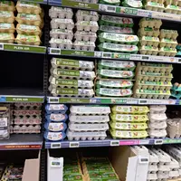 rayon oeufs en supermarché