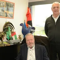 François Le Fort, président de France Poultry assis, Pascal Le Floc’h, président de Yer Breizh debout.