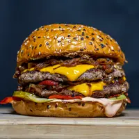 burger sur fond noir
