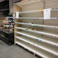 rayon oeuf vide en magasin