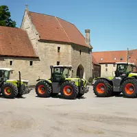 Claas célèbre les 25 ans du Xerion avec une édition limitée reprenant le look des Xerion 2500.