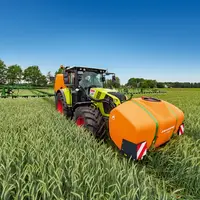 Les lourds ensembles avant-arrière imposent un tracteur au gabarit et à la puissance suffisants.