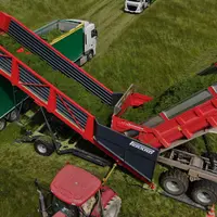 Trémie de transfert ensilage Pérard Réussir Machinisme