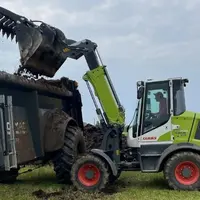 Les associés du Gaec de la Branchette ont essayé pendant une semaine la chargeuse articulée télescopiques Claas Torion 738 T Sinus.