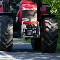Cannabis roues tracteur Réussir Machinisme