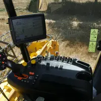 New Holland Moissonneuse-batteuse CH770 Réussir machinisme