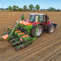 Semoir monograine Amazone Precea avec tracteur Massey Ferguson