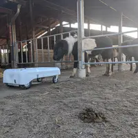 Robot ramasseur de crottins Active Cleaner de Wasserbauer GMBH