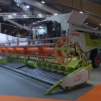 Claas propose sur ses moissonneuses-batteuses Lexion et Trion l'automatisme de réglage de coupe Cemos Auto Header
