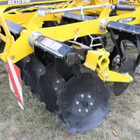 Deux rangées de disques de 660 mm montés par paires sur des sécurités à boudins en élastomère. © M. Portier