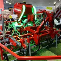 Güttler a présenté un concept de herse de sursemis combinant une camera pour détecter les zones à semer et un système coupure de sections © M. Portier