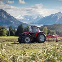 Le tracteur Lindner Lintrac LS se décline en deux modèles de 102 et 112 ch. © Lindner